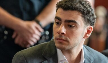 Luigi Mangione enters guilty plea in NYC federal court
