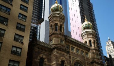 Who Is Larry Montes? Man Charged Over ‘Despicable’ NYC Synagogue Attack