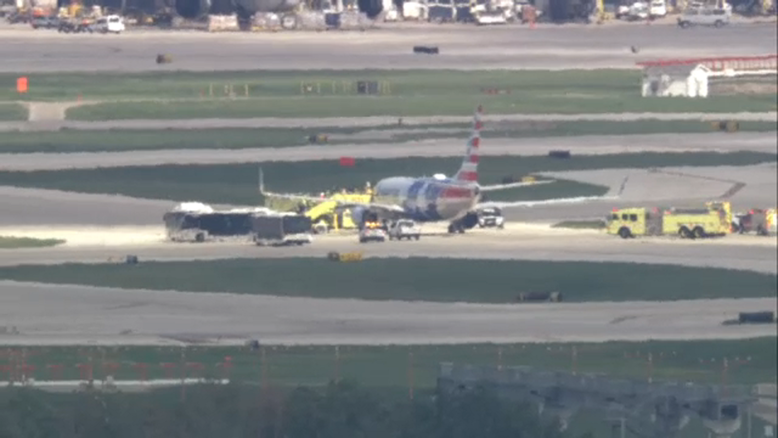 American Airlines Flight 386 from LaGuardia blows tires landing at O'Hare Airport in Chicago, FAA says