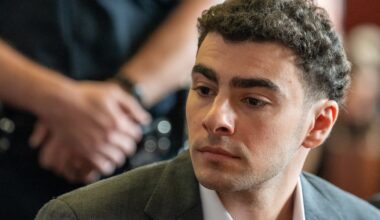 Luigi Mangione’s state murder trial postponed indefinitely amid double jeopardy fight