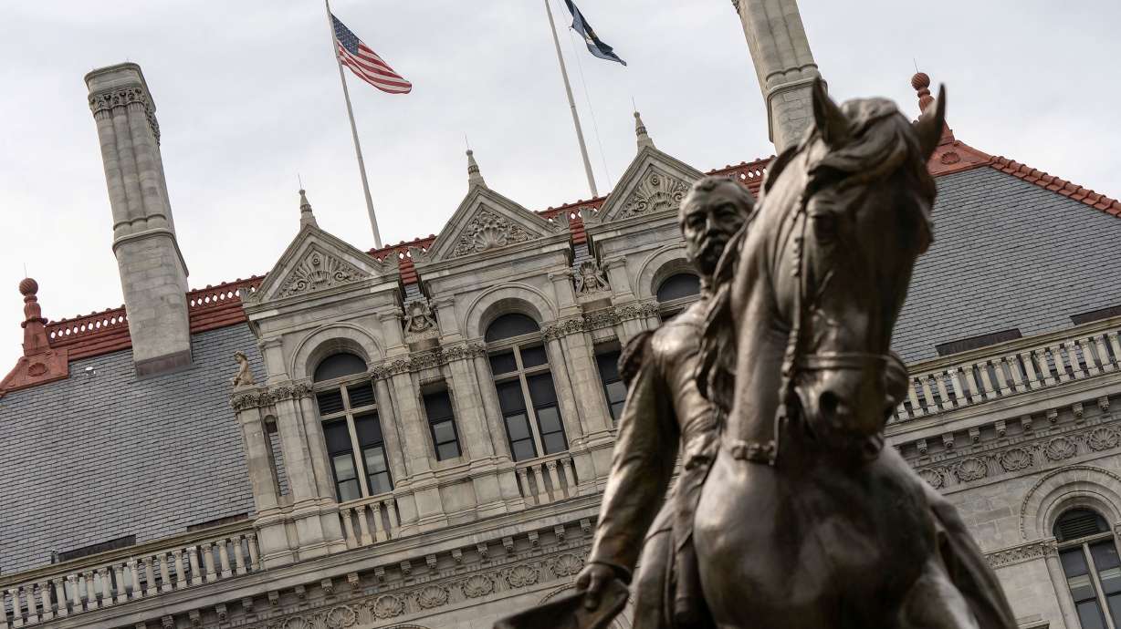 Woman charged in ISIS-inspired terror plot to detonate explosive device at New York State Capitol, feds say