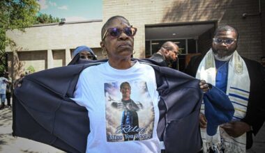 Teen wanted for shooting 15-year-old to death in Bronx apartment turns himself in to police
