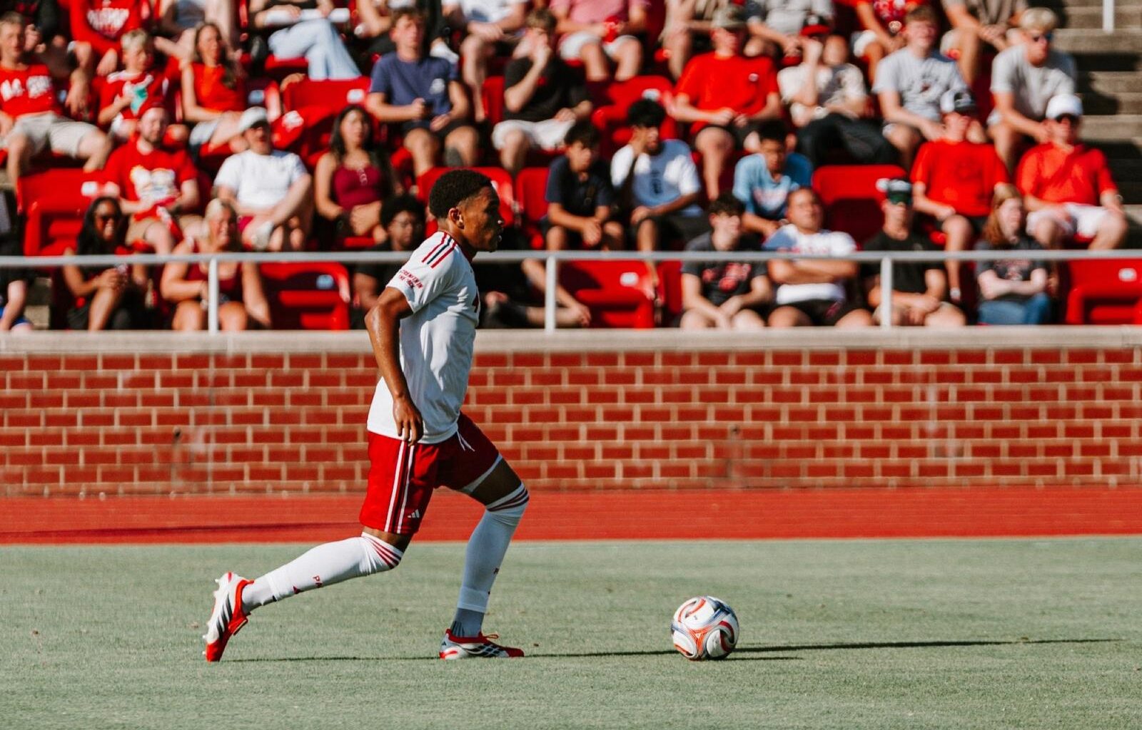 Men's Soccer Heads to FlU for First Road Match of the Season