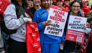 Brooklyn Methodist Hospital nurses ratify contract with more protections against workplace violence, understaffing • Brooklyn Paper