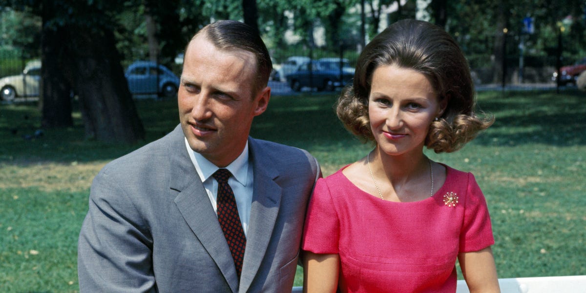 The Remarkable Love Story Behind King Harald and Queen Sonja’s 57-Year Marriage