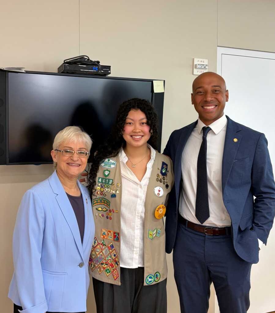 CM Schulman honors Queens Girl Scout for efforts to improve healthcare accessibility in District 29 – QNS