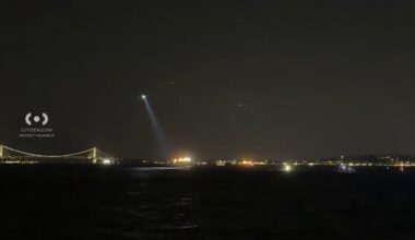 Crews responding after vessel overturns off Liberty Island, sources say