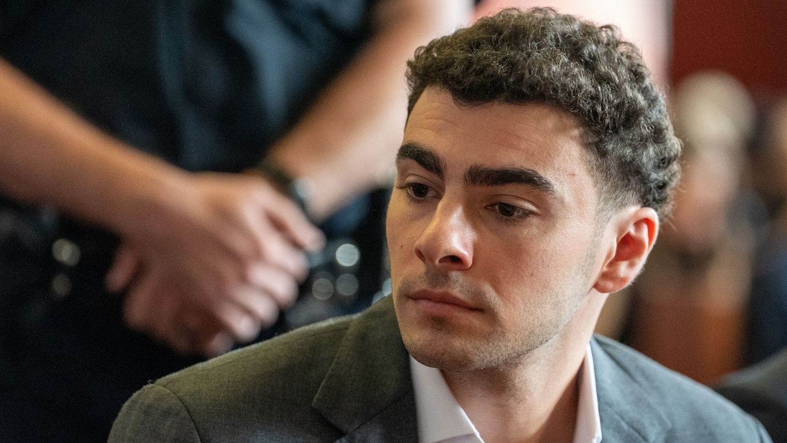 Luigi Mangione court conference renews speculation of plea deal in federal case of suspect in healthcare CEO murder
