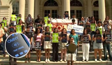 NYC students call on MTA to upgrade OMNY cards, claim they are too fragile