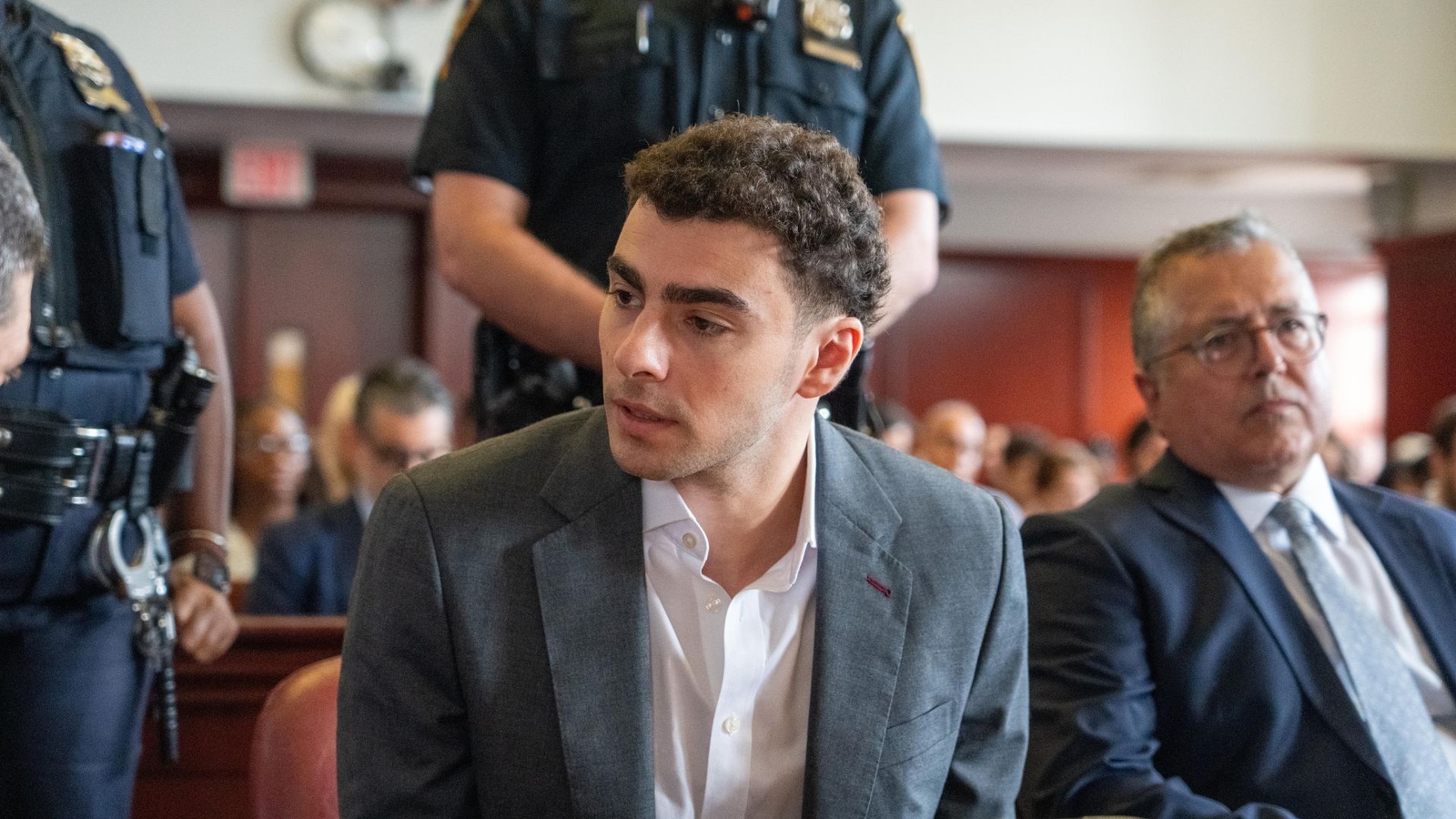Luigi Mangione's state murder trial adjourned