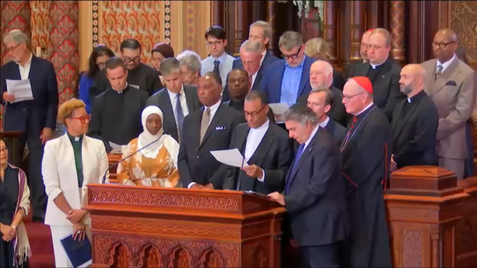 Show of solidarity during Shabbat services at Central Synagogue following last Friday's violent interruption