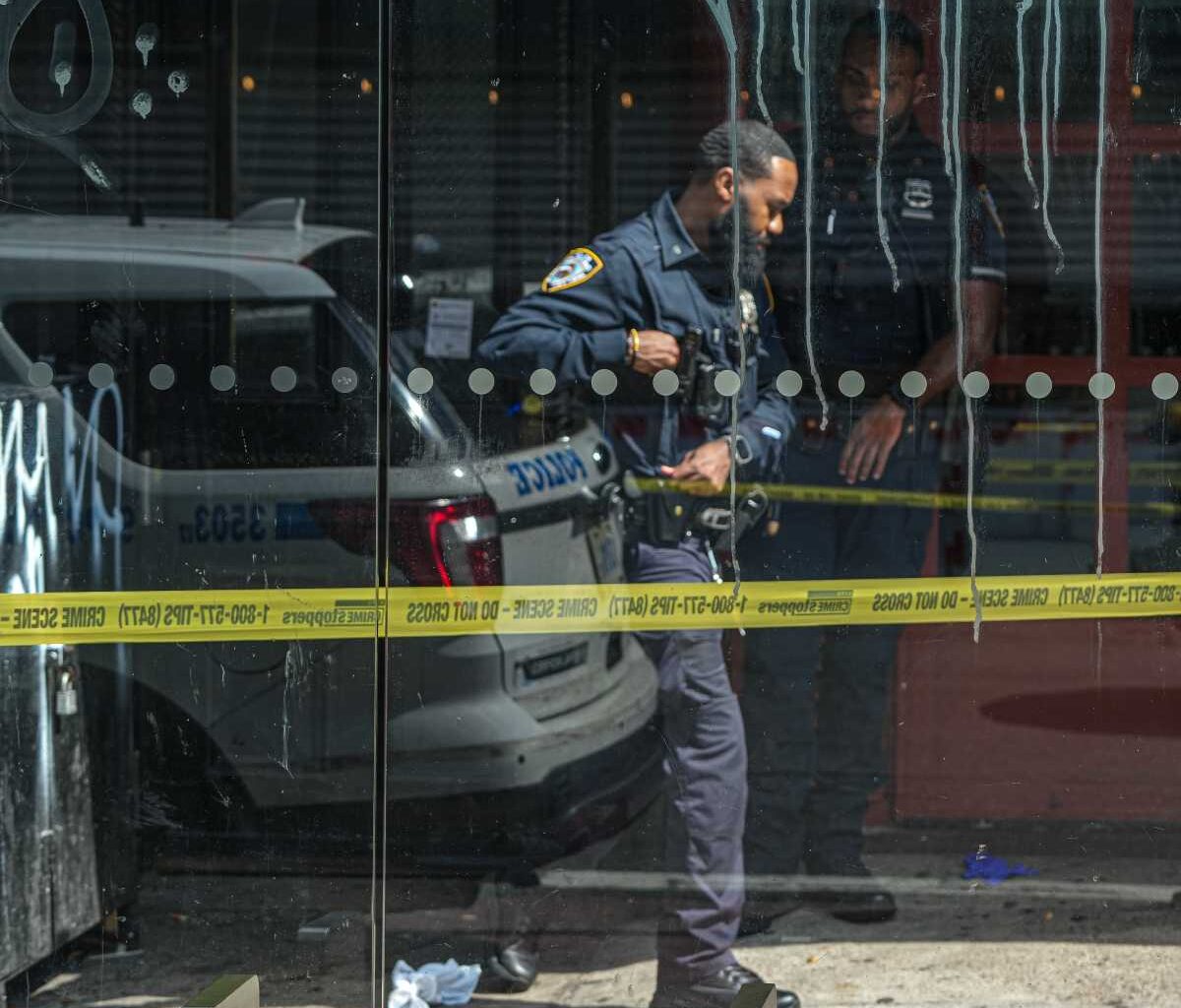 Man slashed across face in broad daylight on Lower East Side