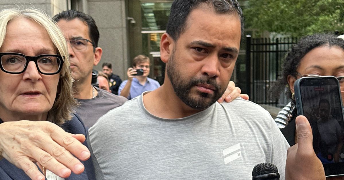 Speedboat driver in fatal New York Harbor capsizing was in the US illegally, authorities say :: WRAL.com