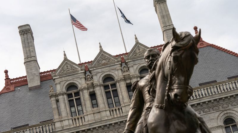 Woman charged in ISIS-inspired terror plot to detonate explosive device at New York State Capitol, feds say
