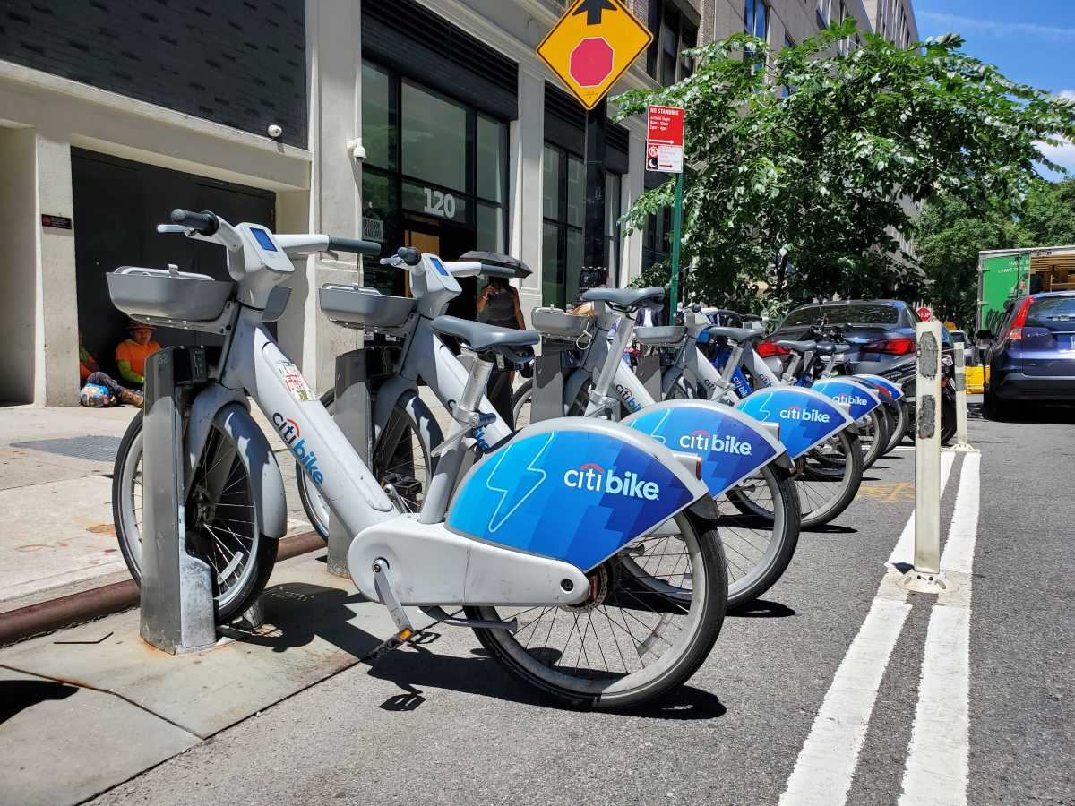 Editorial | Wanna ride a Citi Bike? Then you should show some ID, for safety’s sake