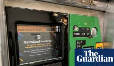 New York City transit auctions off last MetroCard machines: ‘wild home decor idea’ | New York