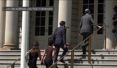 Mamdani holds City Hall meeting with 10 rabbis to discuss NYC antisemitism – NBC New York