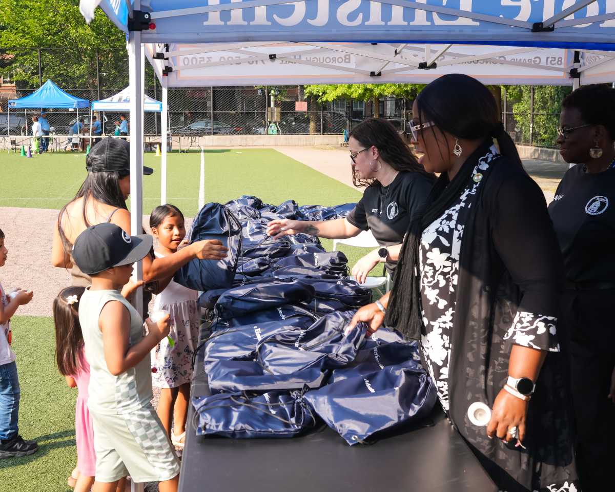 Bronx back-to-school fair provides families with free supplies, groceries and resources – Bronx Times