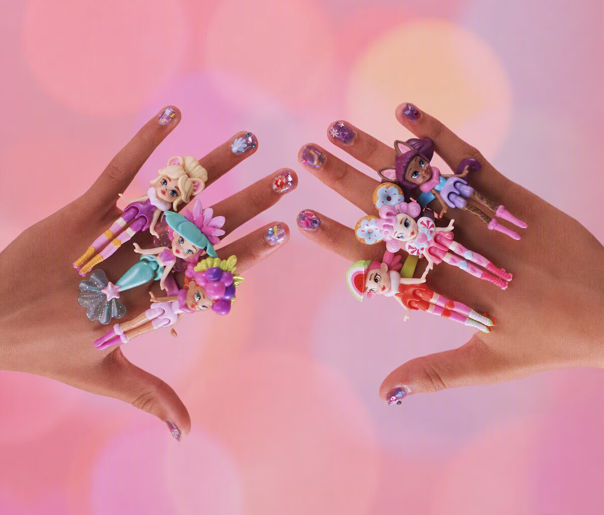 Wearable Mini Dolls: Jakks Pacific's Ring Queens Turn into Rings with Matching Nail…