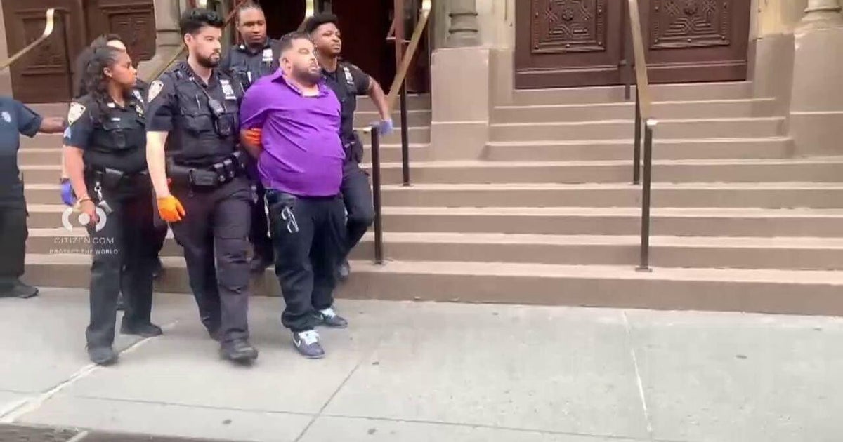 Graphic details released on alleged violent disruption at NYC synagogue