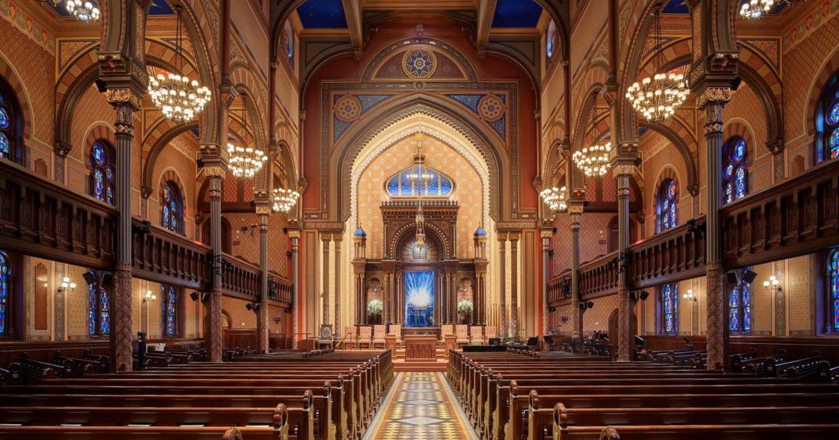 Assailant Who Attacked Congregant, Guard at NYC Shabbat Services Charged With Hate Crimes | Jewish Telegraphic Agency