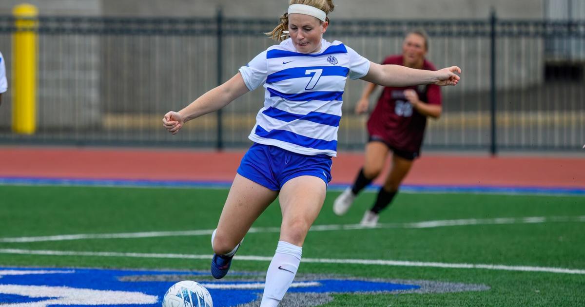 CCSU women blank Albany; men rally for 3-2 victory over Manhattan | Sports
