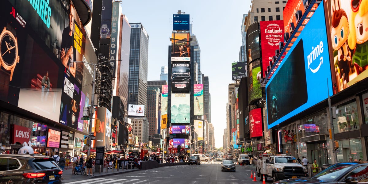 New York Offers Discounts to Canadian Tourists Amid Trump's Tariffs