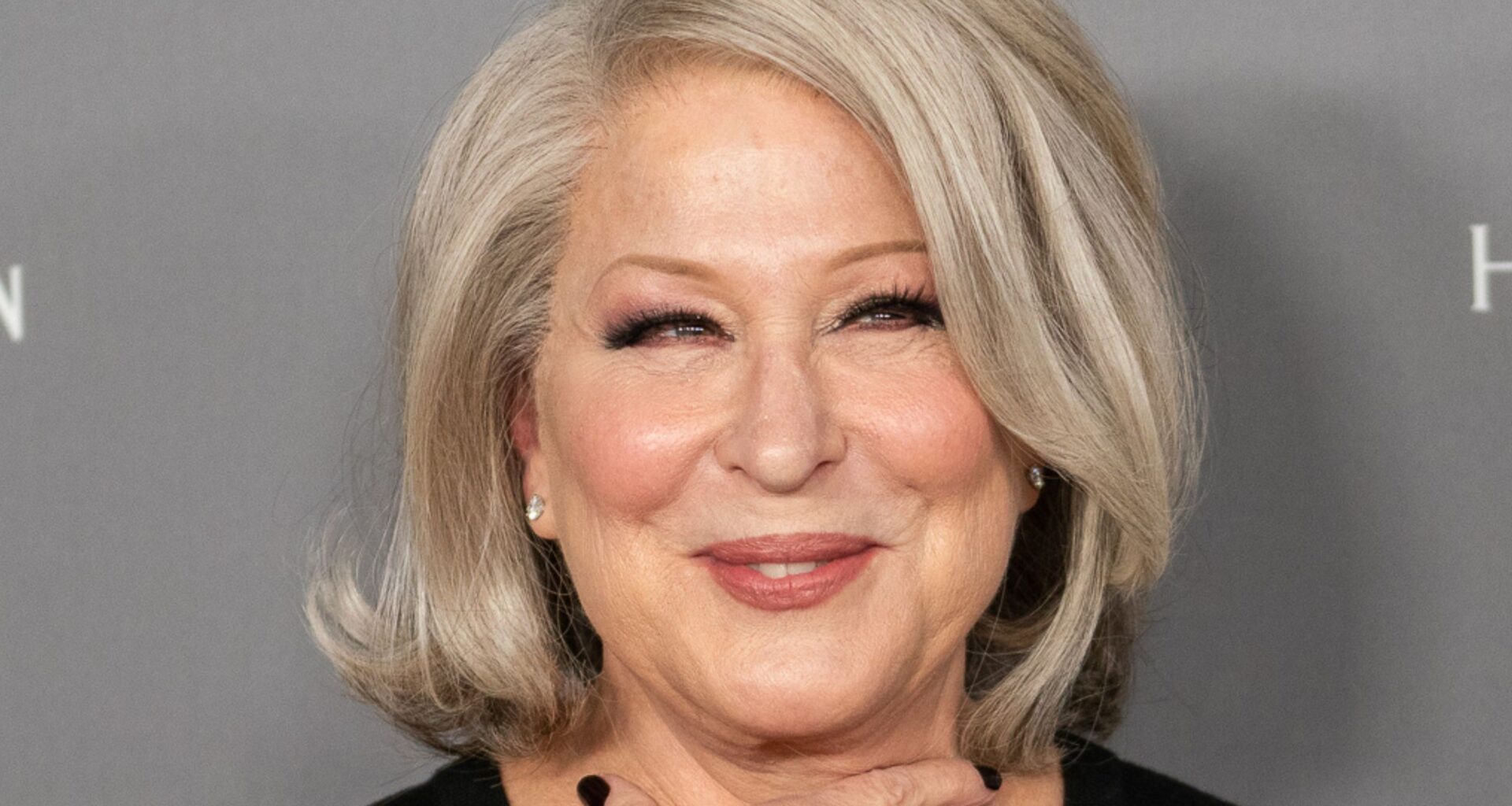 Bette Midler's 80s NYC Apartment Featured a Granny Chic Seat