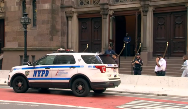 Man charged with hate crimes after disrupting service at Manhattan’s Central Synagogue - WSVN 7News | Miami News, Weather, Sports