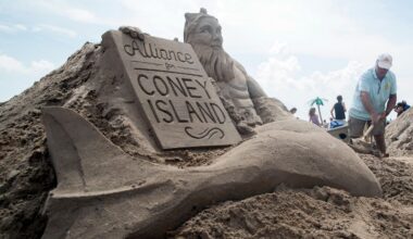 Coney Island Sand Sculpting Contest, Saturday, Aug. 18, 2018, in New York. (AP Photo/M