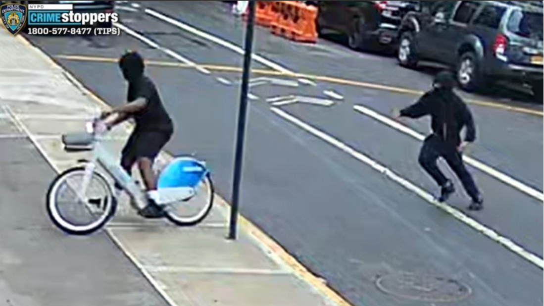News 12 | Bronx | Duo Wanted For Shooting At Group From Citi Bike In Mount Hope