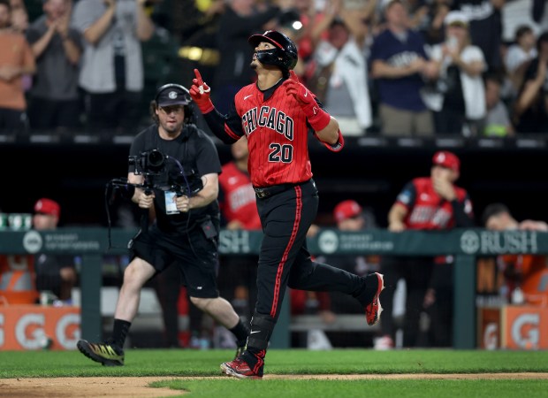White Sox third baseman Miguel Vargas celebrates before crossing the plate after hitting a two-run home run in the sixth inning against the Mets on Aug. 21, 2026, at Rate Field. (Chris Sweda/Chicago Tribune)