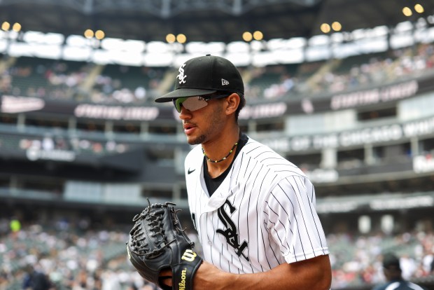 Chicago White Sox right fielder Braden Montgomery (24) jogs onto the field before the game against the New York Mets at Rate Field on Aug. 23, 2026. (Eileen T. Meslar/Chicago Tribune)