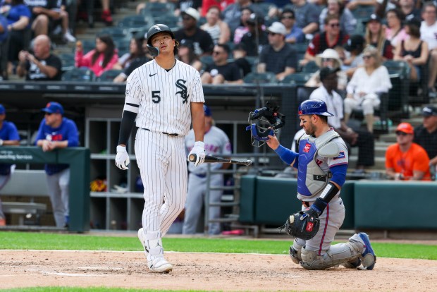 Chicago White Sox first baseman Munetaka Murakami (5) strikes out swinging in the eighth inning against the New York Mets at Rate Field on Aug. 23, 2026. (Eileen T. Meslar/Chicago Tribune)