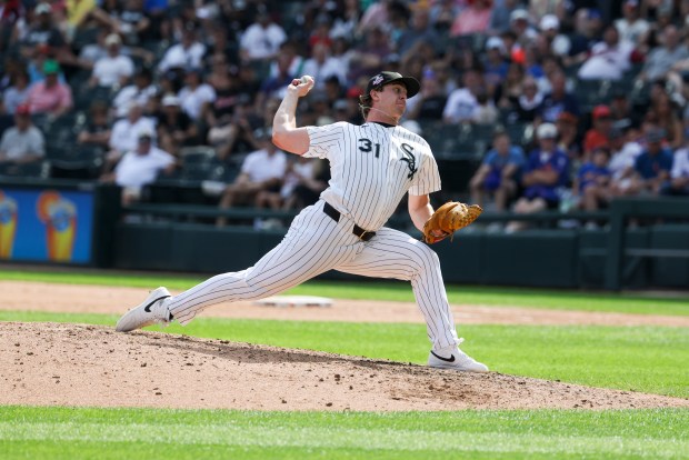 Chicago White Sox pitcher Grant Taylor (31) pitches against the New York Mets in the ninth inning at Rate Field on Aug. 23, 2026. (Eileen T. Meslar/Chicago Tribune)