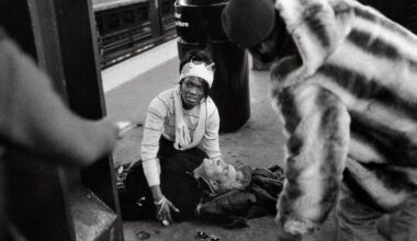 These Photos Celebrate the Good Folk of New York Who Help One Another