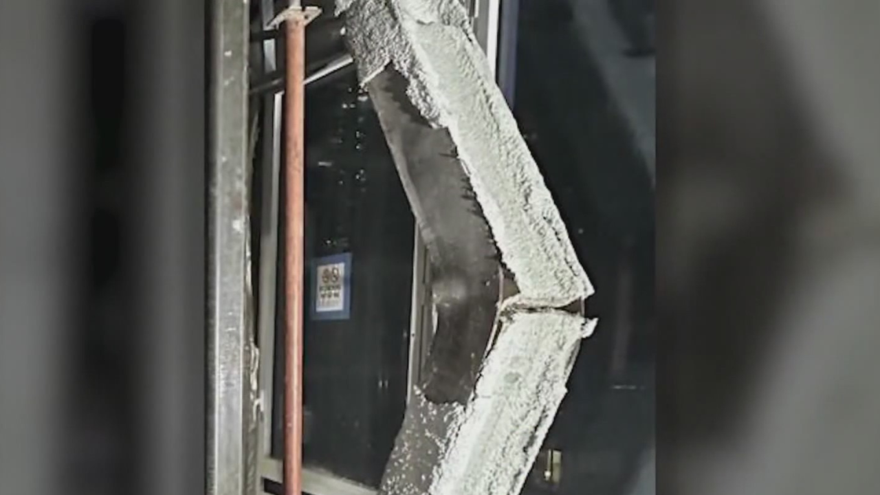 NYC businesses lose thousands near building with buckled columns