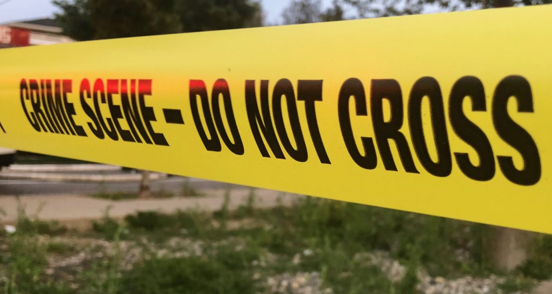 Woman stabbed to death during quarrel in Brooklyn park , shirtless killer sought