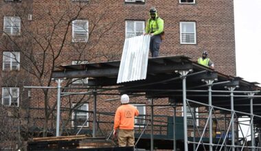 NYC Buildings Department finalizes new rules aimed at more quickly taking down unsightly scaffolding