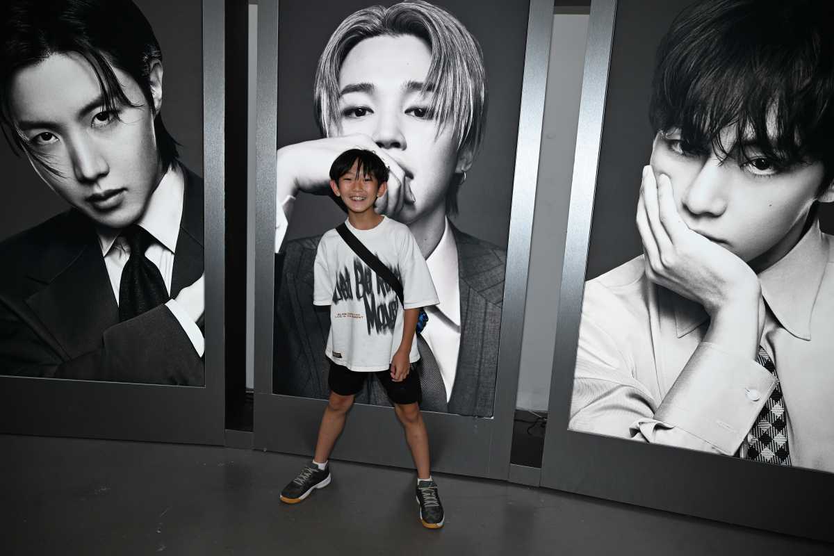 Fans gathered at the Korean Cultural Center New York for additional ARMY ‘MADANG’ experiences.