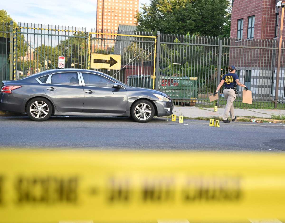 Brooklyn double shooting: Woman shot to death, man wounded in early morning gun violence