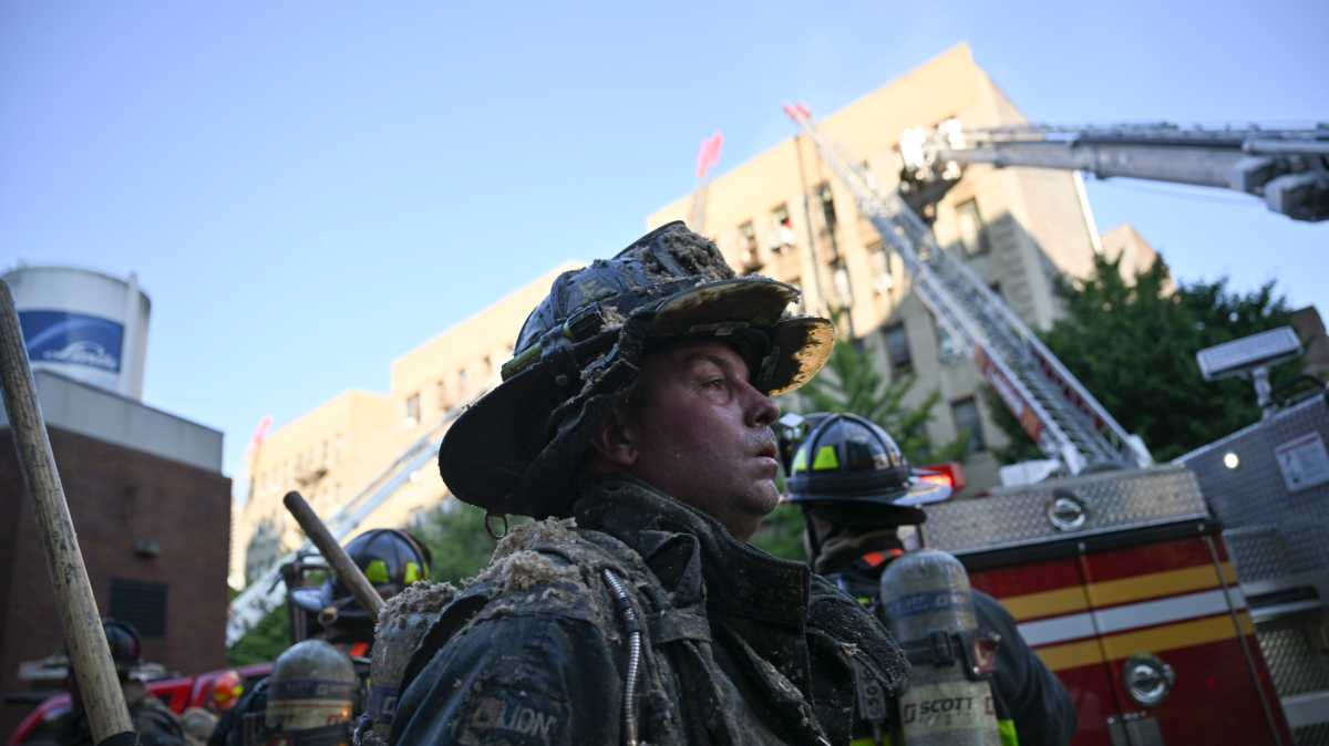 Four-alarm fire tears through Kingsbridge apartment building – Bronx Times