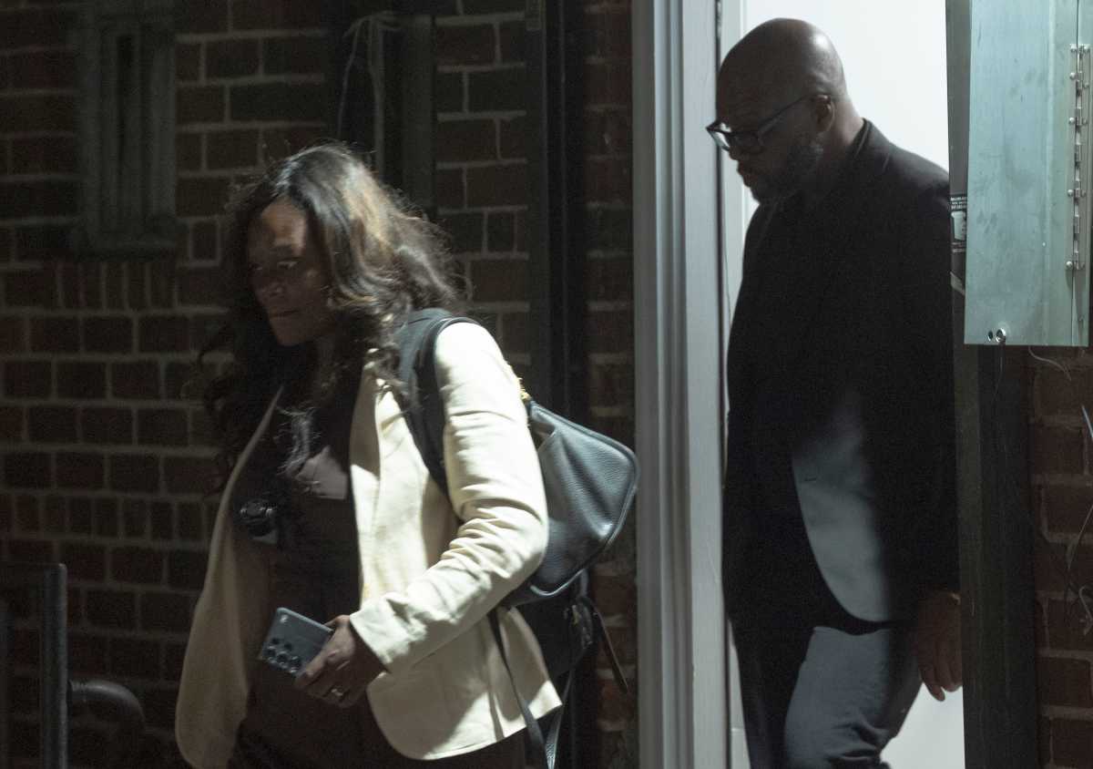 Brooklyn Dems change who picks party boss in closed-door vote; chair challengers head back to court