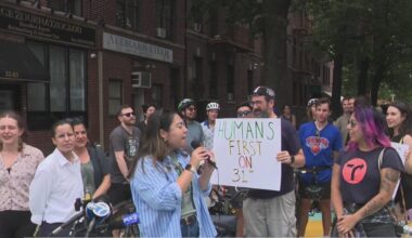 Queens community celebrates brand new bike lane on busy street