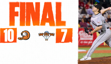 DUCKS TAKE RUBBER GAME IN STATEN ISLAND