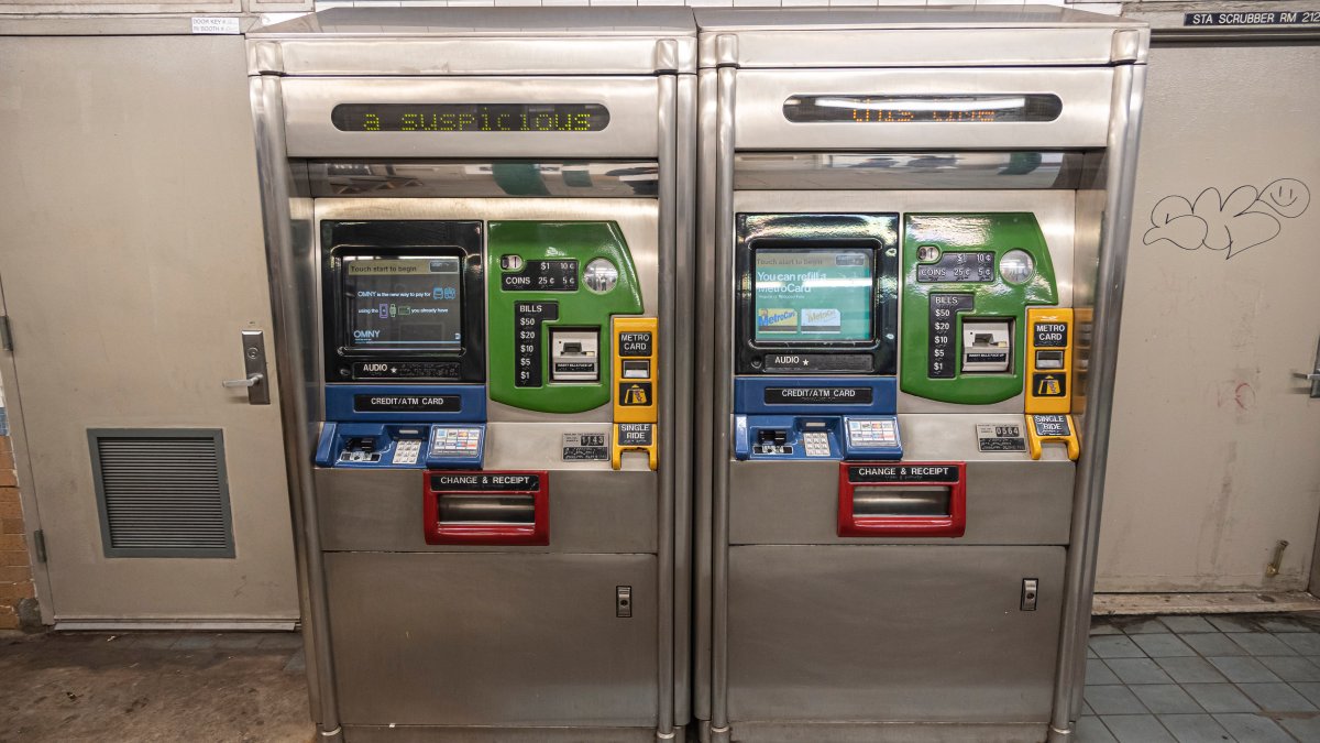 Old MTA MetroCard machines are now up for auction in NYC – NBC New York