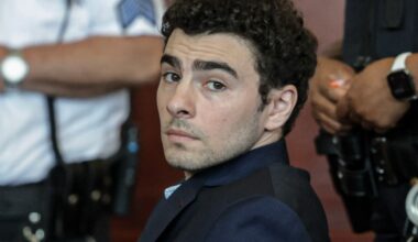Luigi Mangione pleads guilty to federal stalking charges in killing of UnitedHeathcare CEO