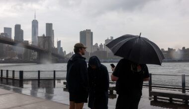 Severe thunderstorms in NYC bring flight woes, possible floods