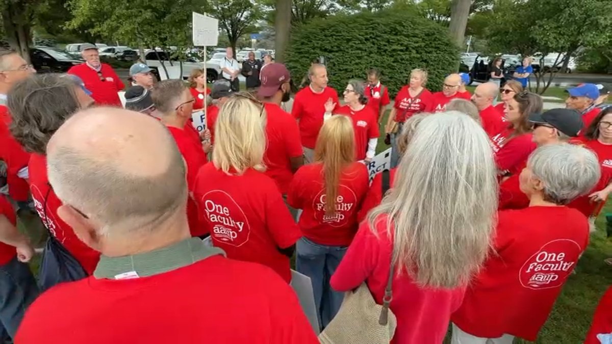 Hofstra professors could walk out Tuesday amid contract dispute – NBC New York