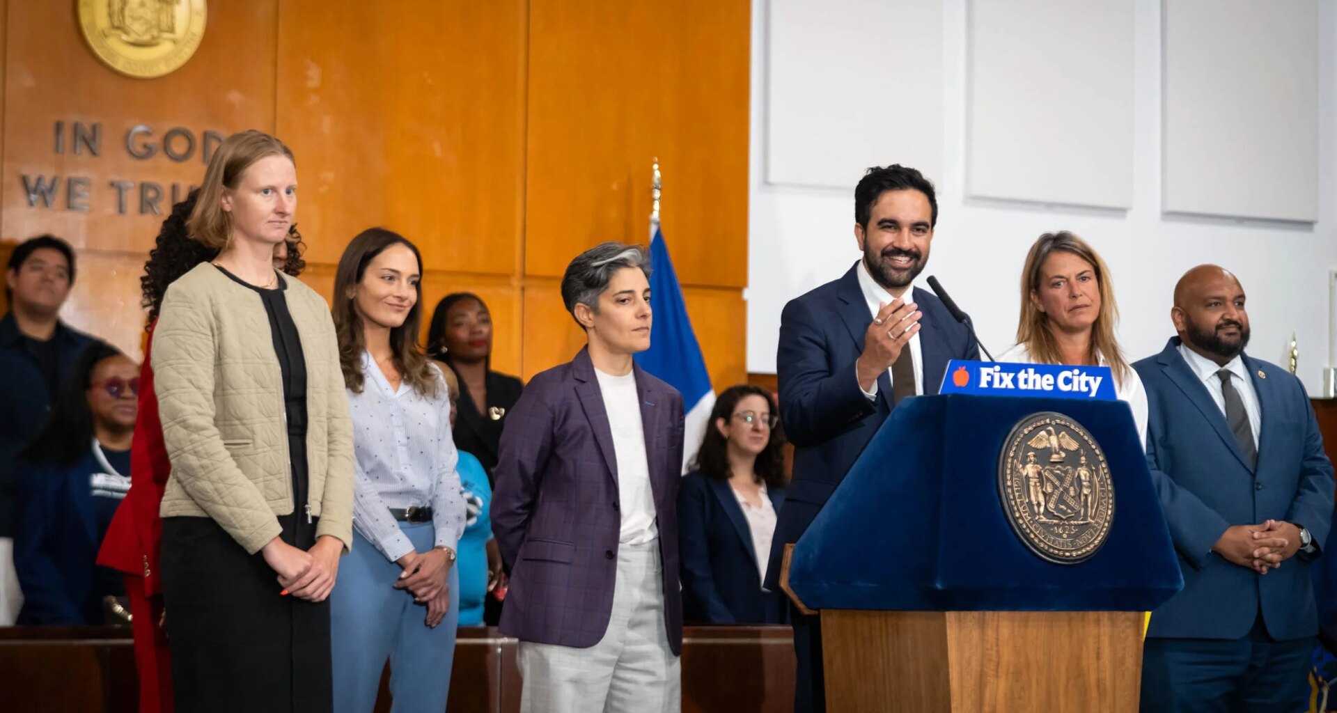 Mayor launches new ‘fast-track’ for Housing Court cases — Queens Daily Eagle